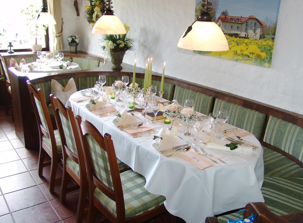 Hotel & Restaurant Dornweiler Hof Illertissen Exterior photo